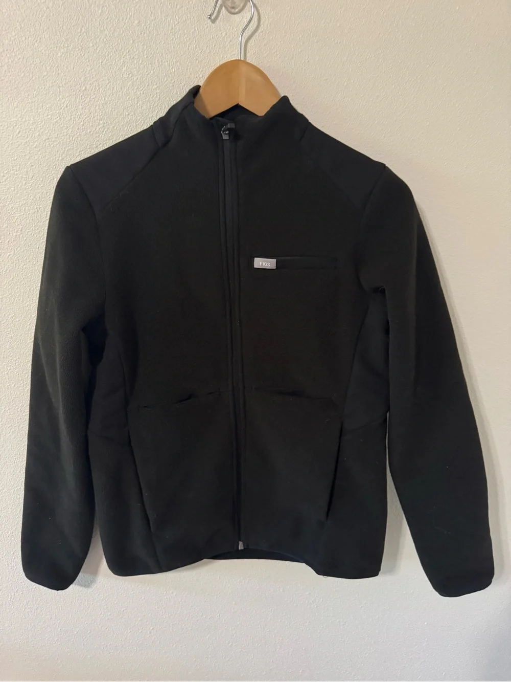 Figs On-Shift Fleece Jacket Black Full Zipper Primaloft Slim Fit Clinic X-Small